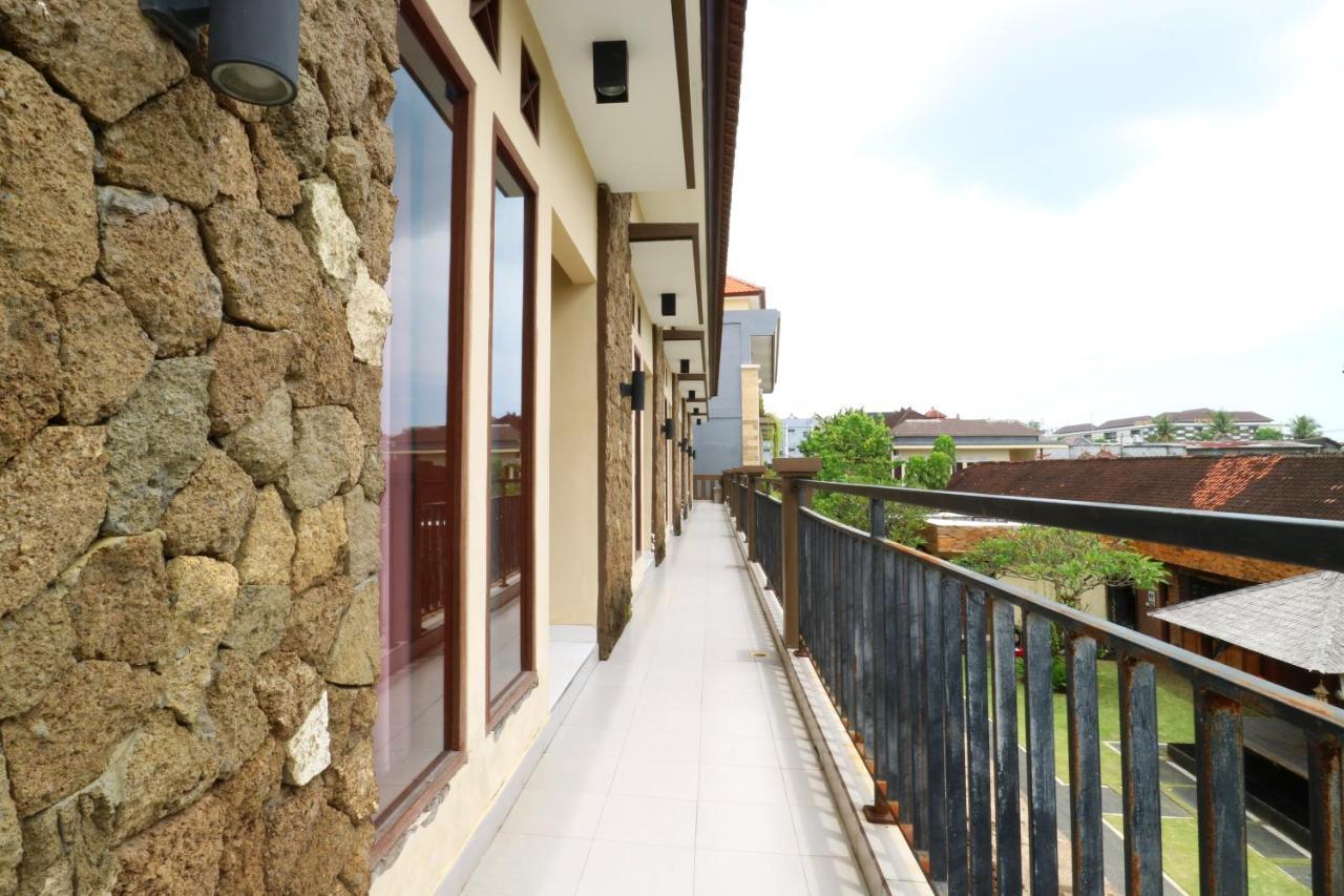 Pondok Jempiring Kuta  Exterior photo